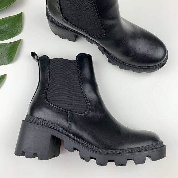 Lulu's Shoes - Lulus Waylen Chunky Chelsea Boots Black Faux Leather Ankle Lug Sole Women's 7.5